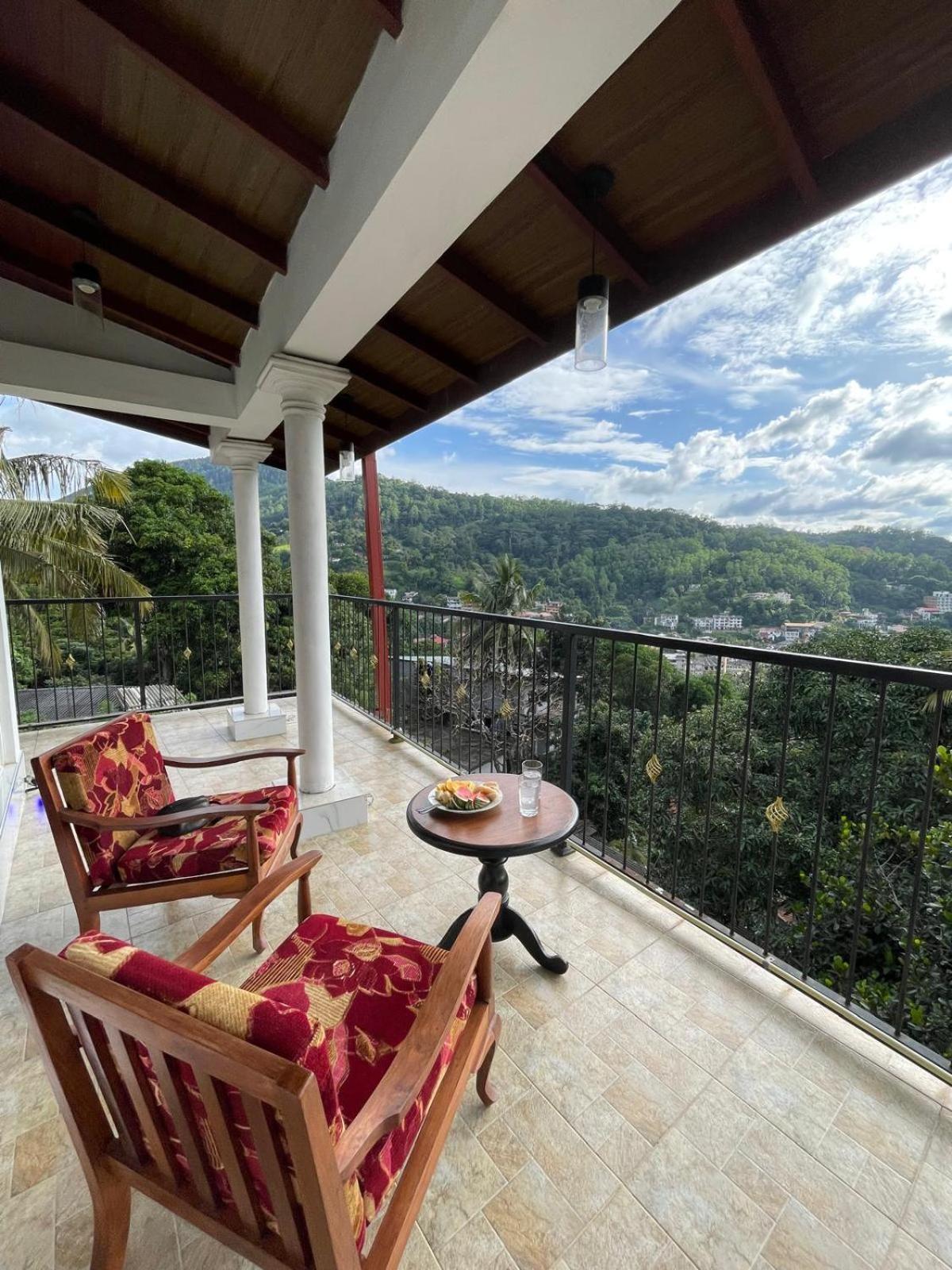 Kandyan View Homestay -Foreign Eksteriør billede